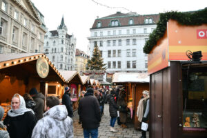 Weihnachtsmarkt am Hof 2023